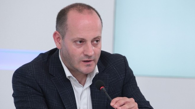 Радан Кънев: Държавата ВЕЧЕ е затворена от самия хаос
