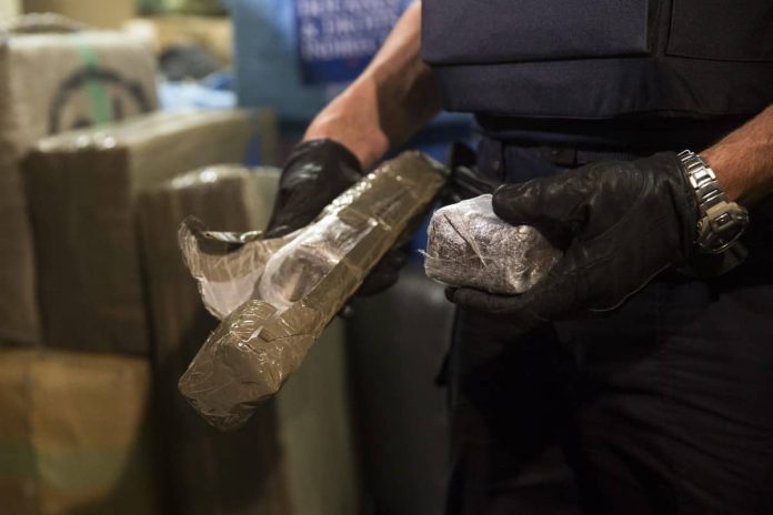 14 кг кокаин в български камион е заловен в Гърция