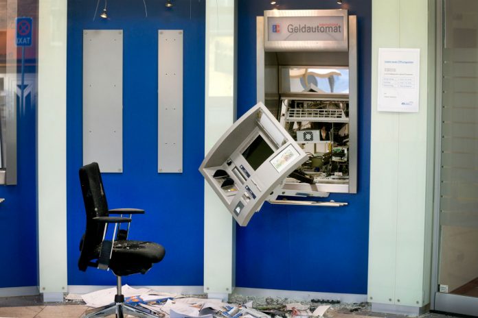 Експлозивен ръст: Германия отчете рекорд на взривени банкомати