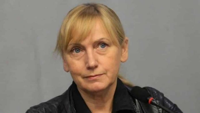 Елена Йончева: Политиката е договор с избирателя, не с лидера на партията