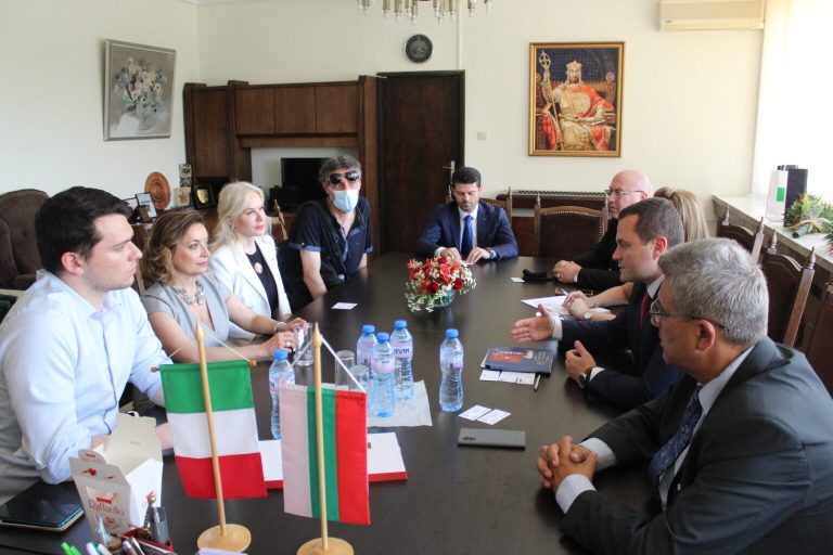 Кметът на Русе се срещна с посланика на Италия
