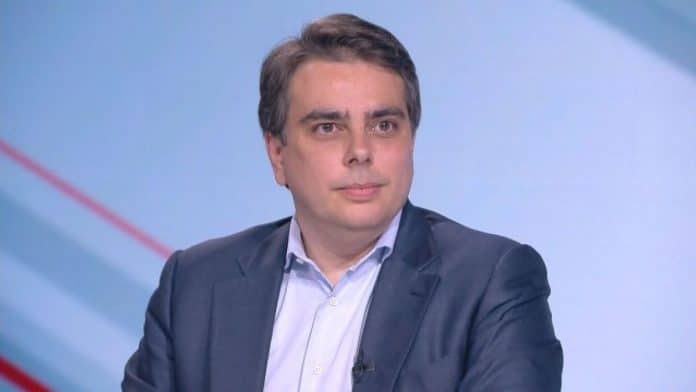 Асен Василев чул заявка за общо управление след изборите на ГЕРБ, ДПС и БСП