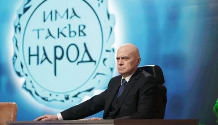 Слави Трифонов иска провеждането на референдум за президентска република