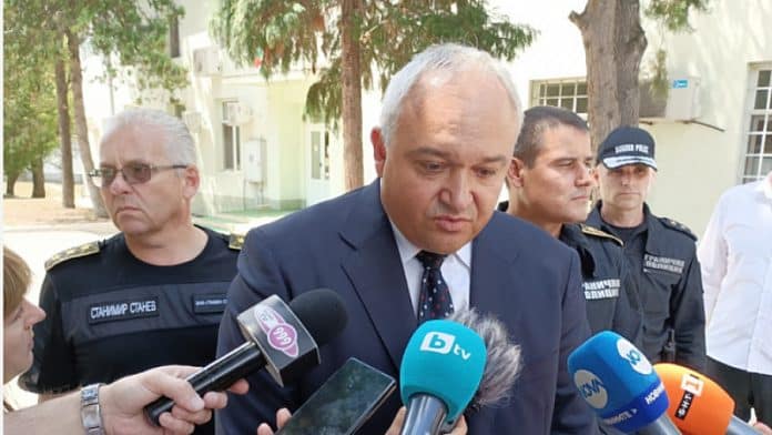 Демерджиев: Има съмнения за полицаи, замесени в трафик на мигранти