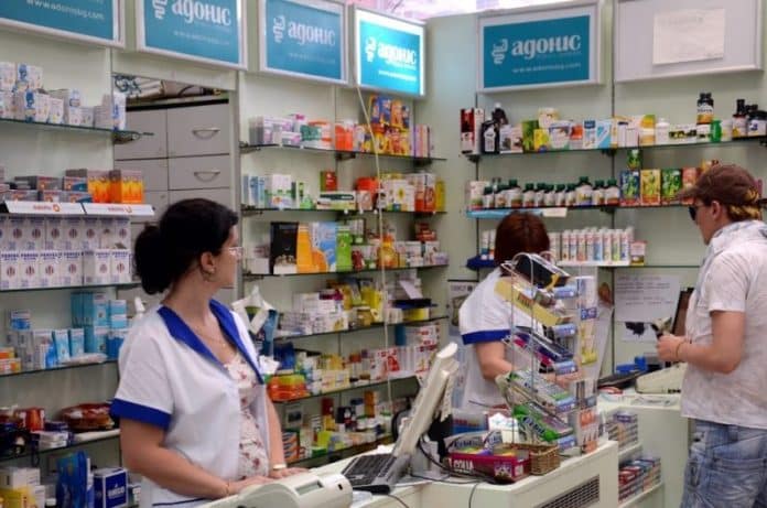 В русенските аптеки не достигат противогрипни ваксини