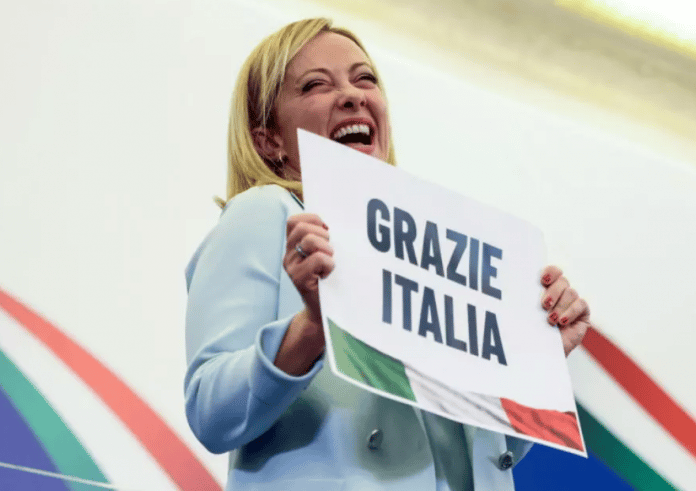 Коя е Джорджа Мелони, с която Италия тръгва рязко надясно