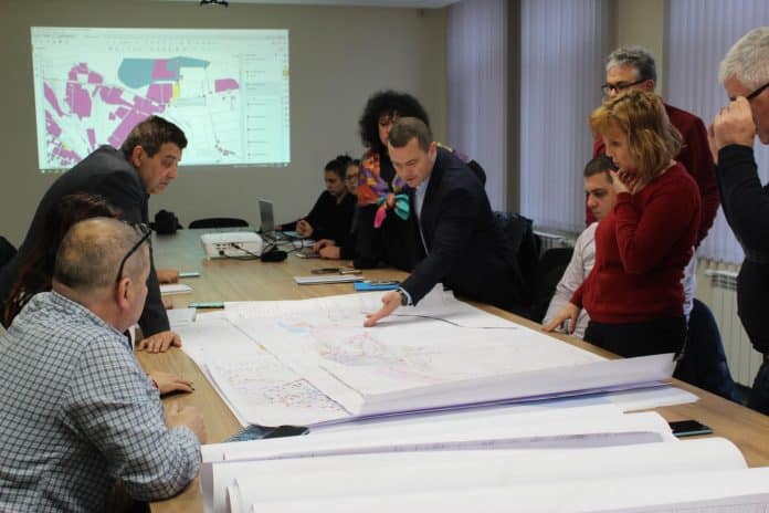 Обсъдиха въвеждането на генерален план за организацията на движението в Русе