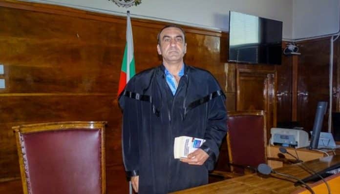 Явор Влахов встъпи в длъжност като съдия в Окръжен съд – Русе