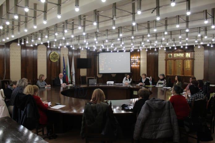 Комисията за детето в Русе с първо заседание за годината