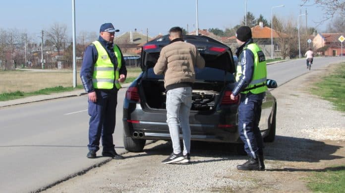 Откриха краден автомобил по време на полицейската акция в Русе